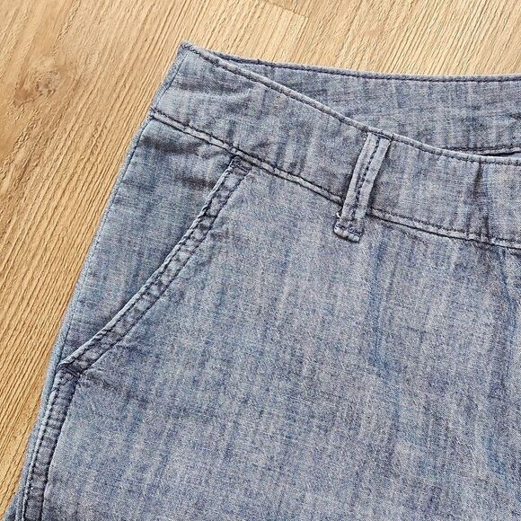 ☔️💜A New Day Chambray Shorts Size 4 - Picture 7 of 12